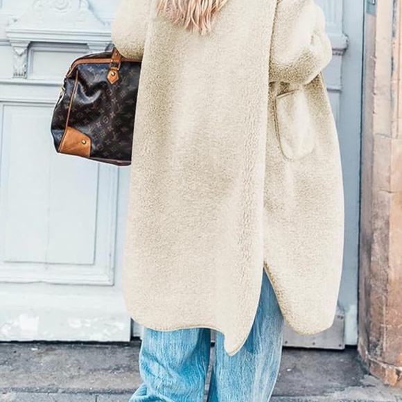 Beige Cream Winter Teddy Faux Shearling Coat Button Down Fuzzy Fleece Medium NWT - Picture 4 of 14